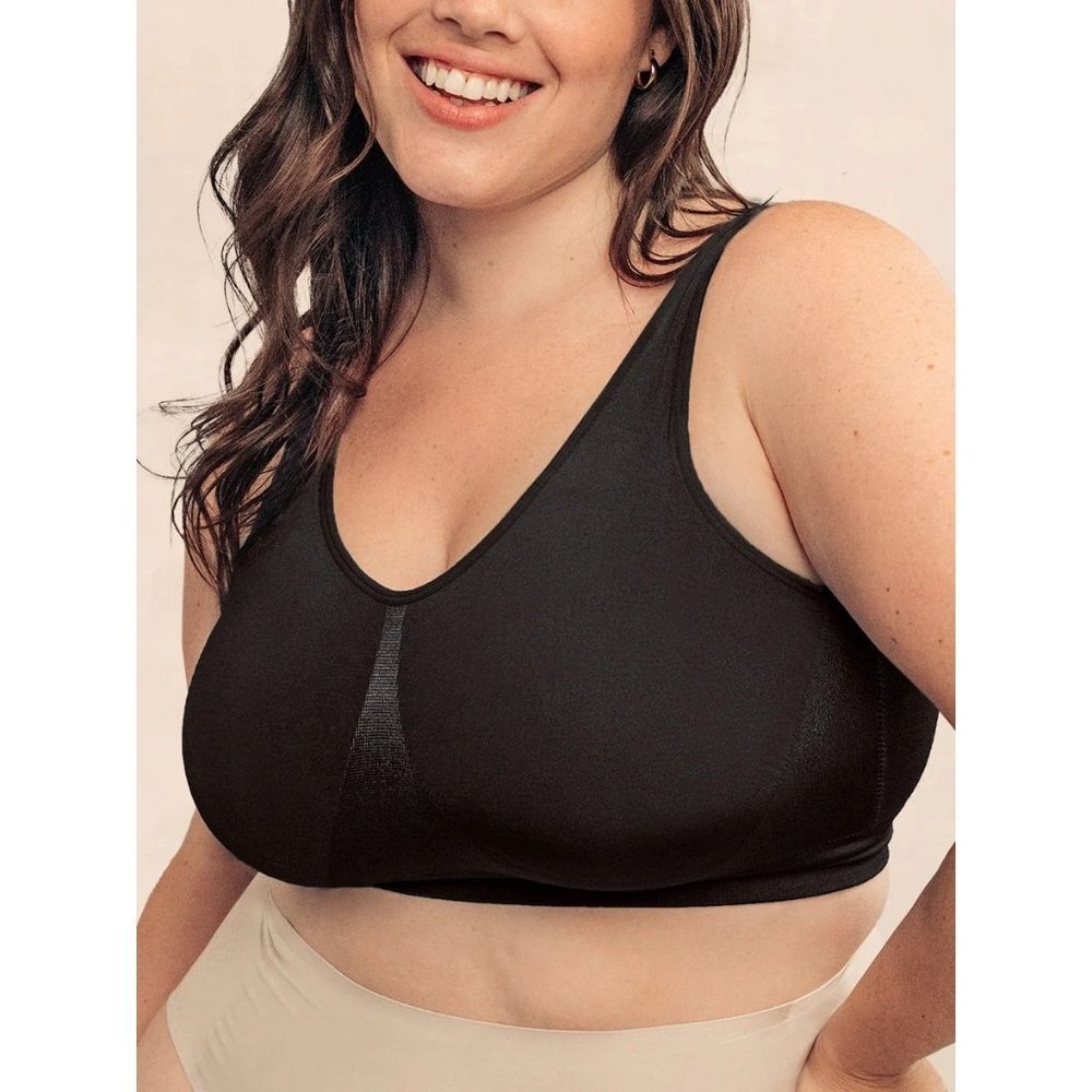 NWT Truekind Everyday Throw-on Wireless Bralette in Black - Size Medium